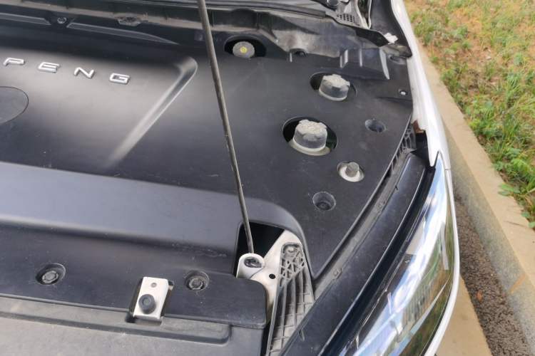 Used XPeng G3 2019 Deluxe Edition Engine Bay Left