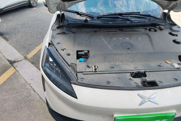 Used XPeng G3 2019 Deluxe Edition Engine Bay Right
