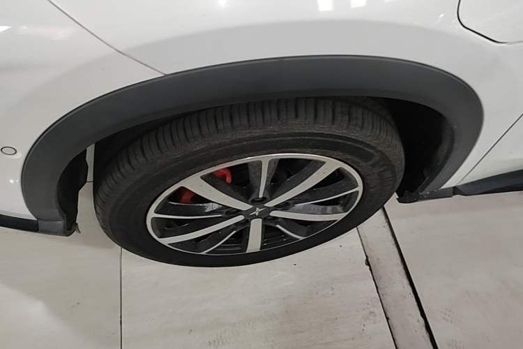 Used XPeng G3 2019 Deluxe Edition Exterior 4