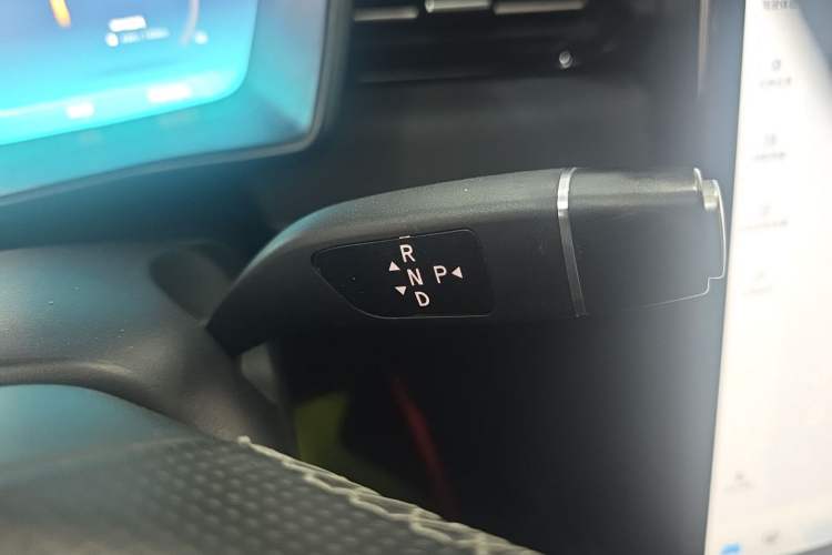 Used XPeng G3 2019 Deluxe Edition Gear Lever