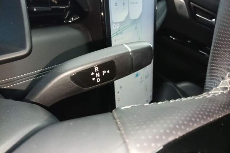Used XPeng G3 2019 Deluxe Edition Gear Lever