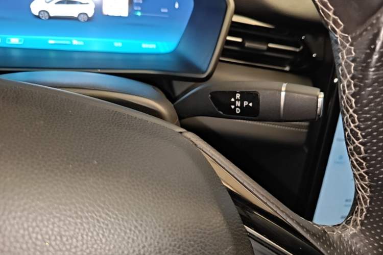 Used XPeng G3 2019 Smart Edition Gear Lever