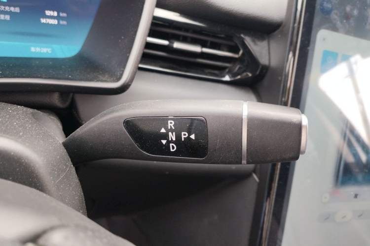 Used XPeng G3 2019 Deluxe Edition Gear Lever