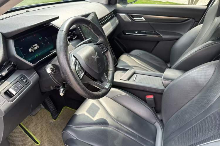 Used XPeng G3 2019 Deluxe Edition Interior 4