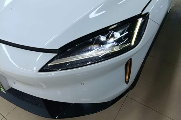 Used XPeng G3 2019 Deluxe Edition Left Front Headlight