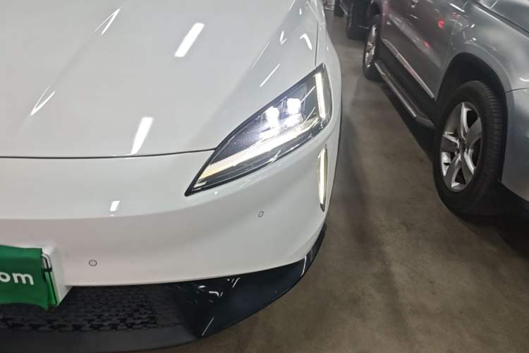 Used XPeng G3 2019 Smart Edition Left Front Headlight