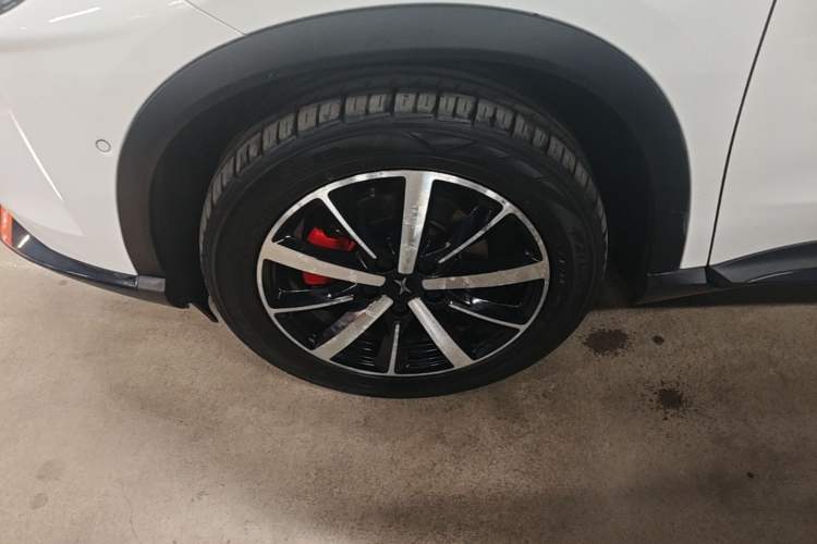 Used XPeng G3 2019 Smart Edition Left Front Wheel Hub
