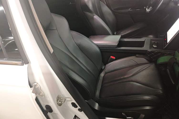 Used XPeng G3 2019 Smart Edition Right Front Seat