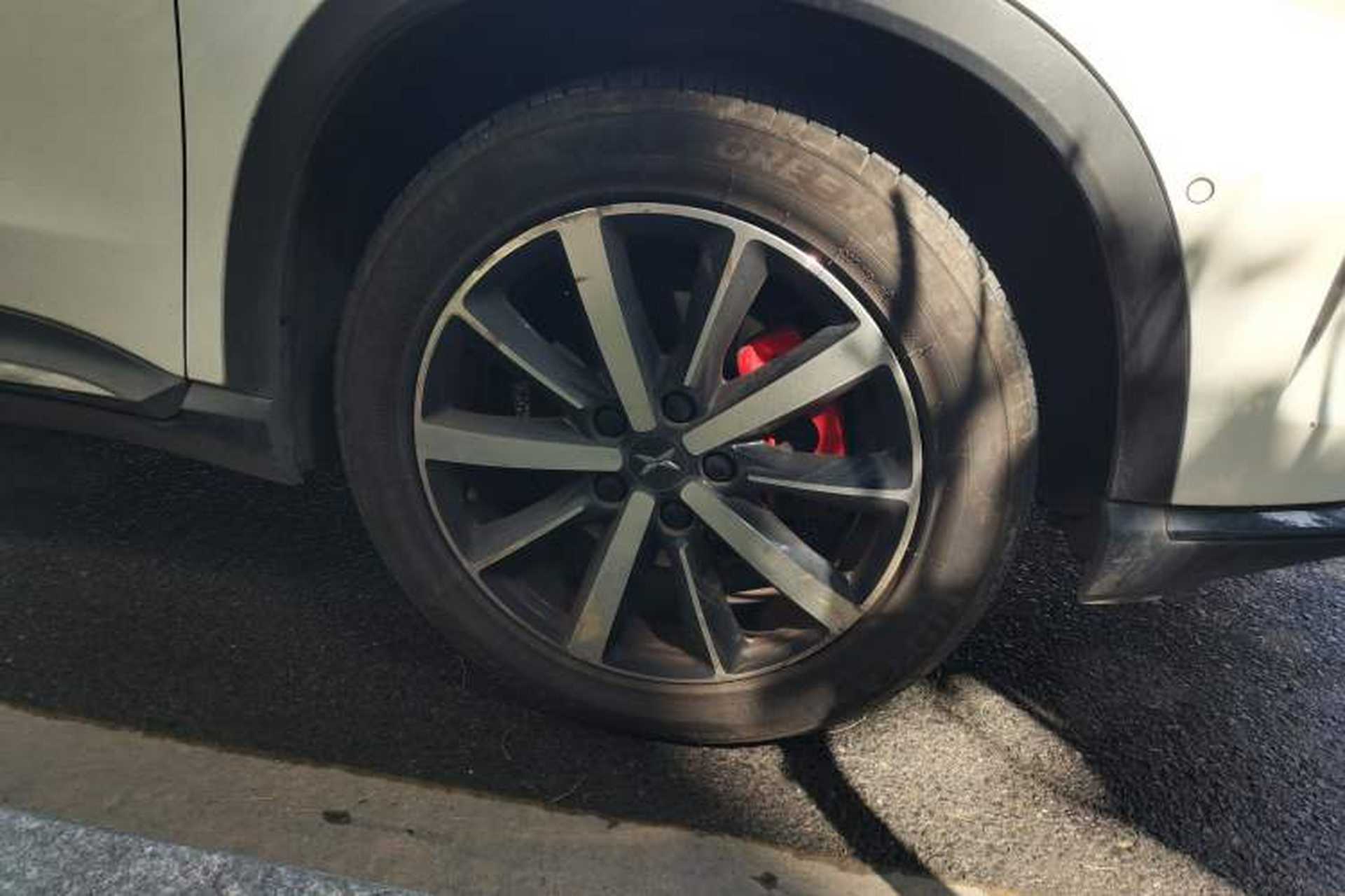 Used XPeng G3 2019 Deluxe Edition Right Front Wheel Hub