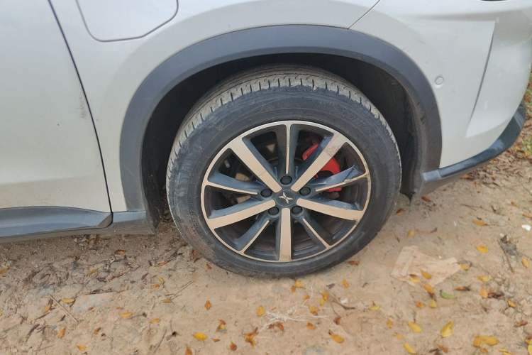 Used XPeng G3 2019 Smart Edition Right Front Wheel Hub