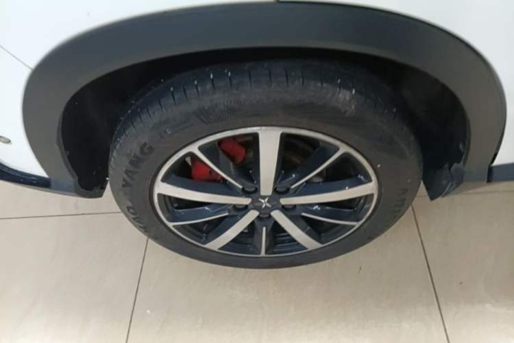 Used XPeng G3 2019 Deluxe Edition Right Rear Wheel Hub