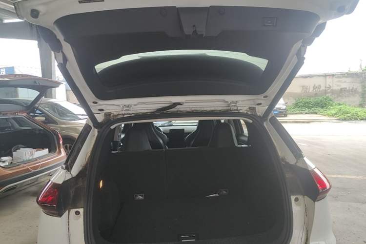 Used XPeng G3 2019 Smart Edition Trunk
