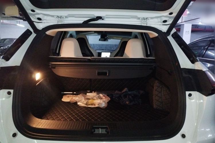 Used XPeng G3 2019 Deluxe Edition Trunk