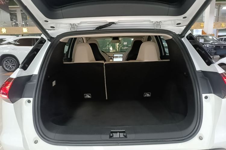 Used XPeng G3 2019 Smart Edition Trunk