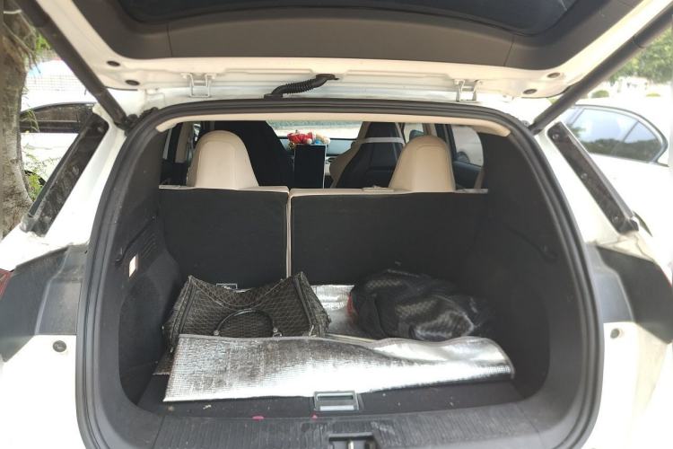 Used XPeng G3 2019 Smart Edition Trunk