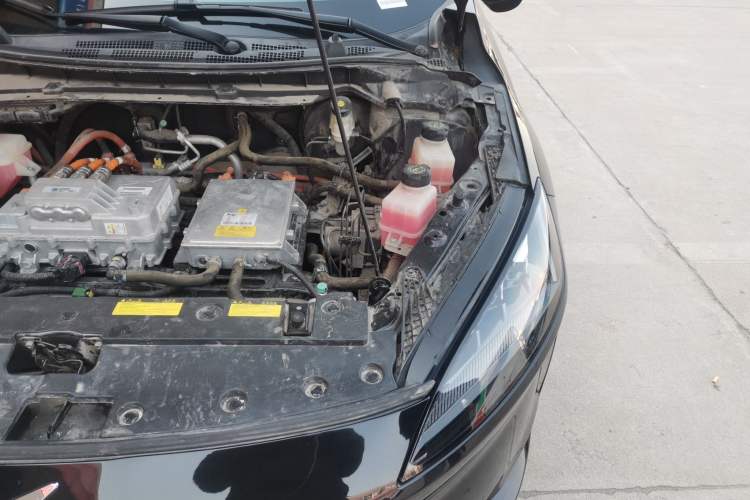 Used XPeng G3 2020 460i Luxury Edition Engine Bay Left