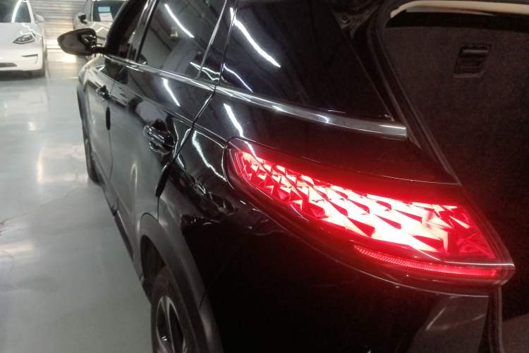 Used XPeng G3 2020 520i Luxury Edition Exterior 3