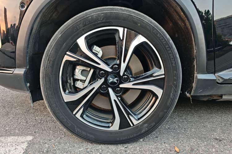 Used XPeng G3 2020 460i Luxury Edition Exterior 8