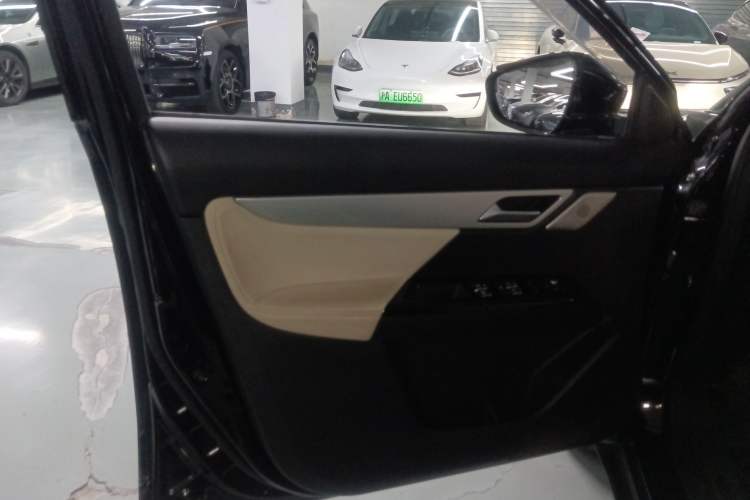 Used XPeng G3 2020 520i Luxury Edition Interior 7