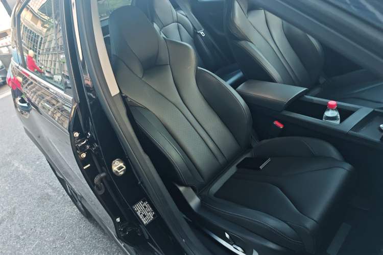 Used XPeng G3 2020 460i Luxury Edition Right Front Seat