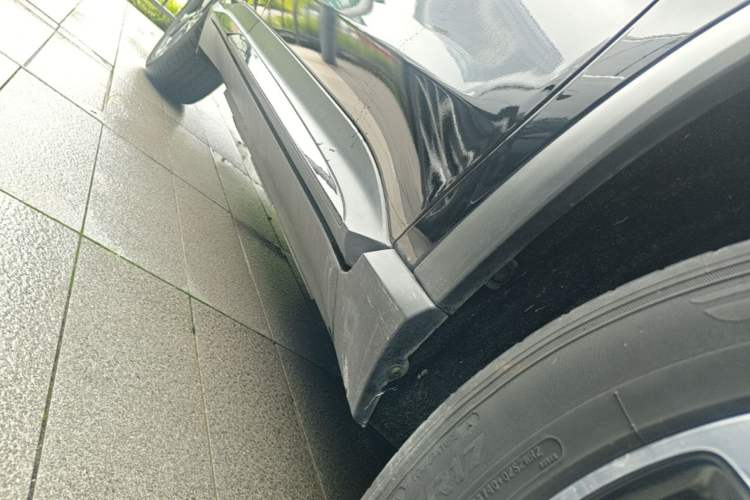 Used XPeng G3 2020 520i Enjoyment Edition Right Side Sill