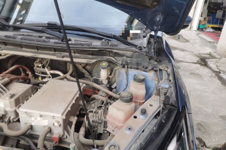 Used XPeng G3 2020 520 Smart Edition Engine Bay Left