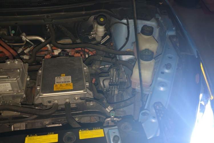 Used XPeng G3 2020 460i Luxury Edition Engine Bay Left