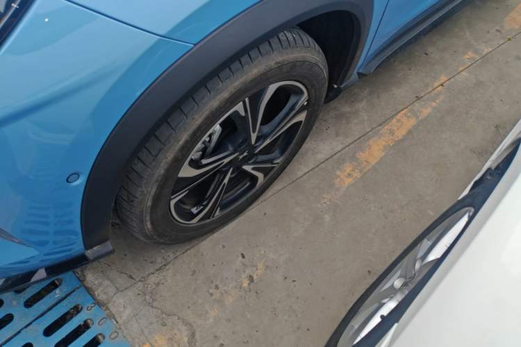 Used XPeng G3 2020 460i Luxury Edition Exterior 4