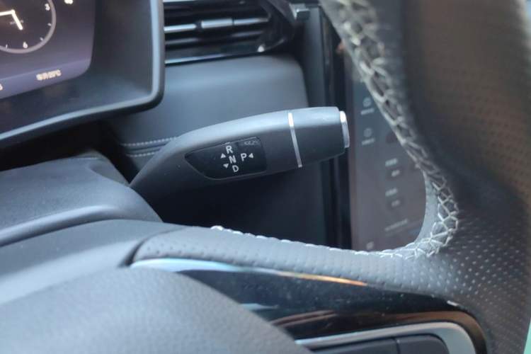 Used XPeng G3 2020 460i Luxury Edition Gear Lever