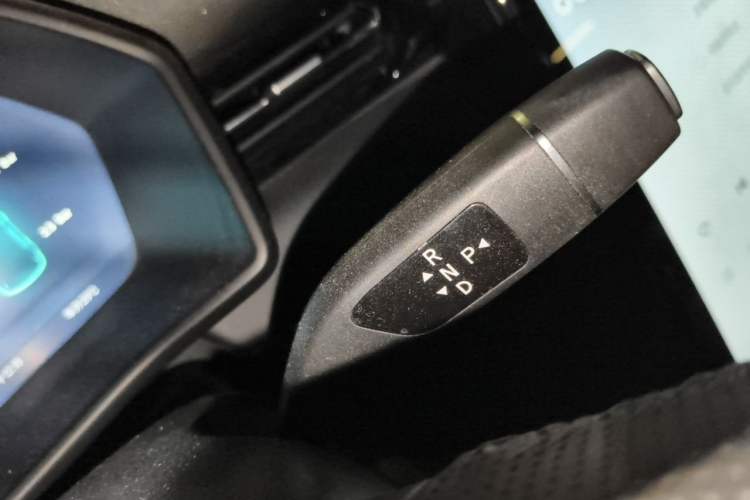 Used XPeng G3 2020 520i Luxury Edition Gear Lever