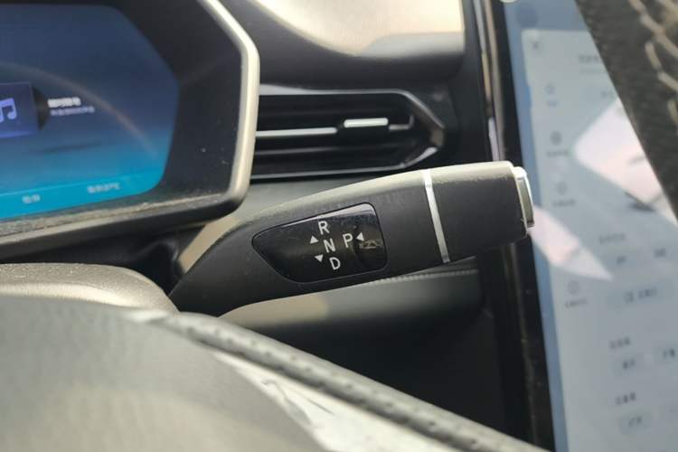 Used XPeng G3 2020 460 Enjoyment Edition Gear Lever