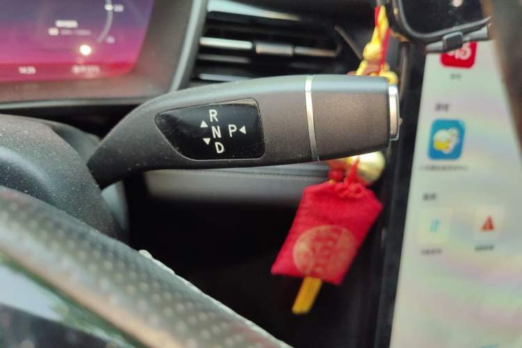 Used XPeng G3 2020 520 Smart Edition Gear Lever