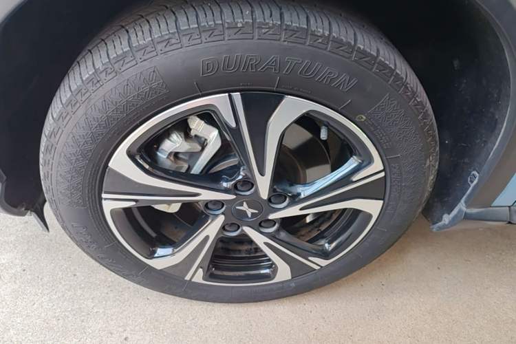 Used XPeng G3 2020 520i Luxury Edition Left Front Wheel Hub