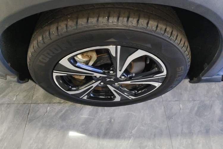 Used XPeng G3 2020 520 Luxury Edition Left Front Wheel Hub