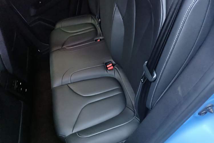 Used XPeng G3 2020 520 Enjoyment Edition Left Rear Seat