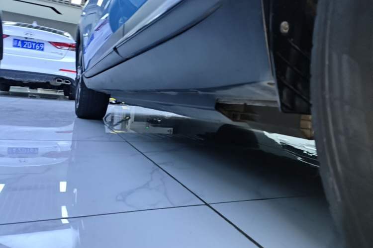Used XPeng G3 2020 520 Enjoyment Edition Left Side Sill
