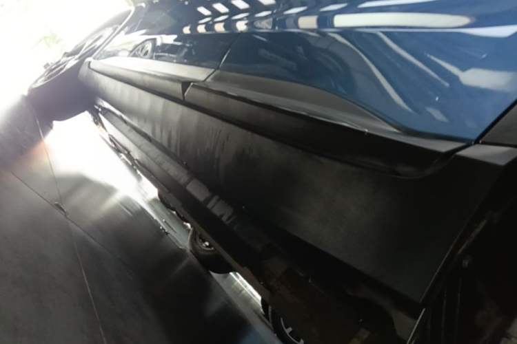Used XPeng G3 2020 520 Smart Edition Left Side Sill