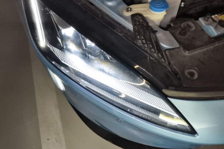 Used XPeng G3 2020 520i Luxury Edition Right Front Headlight