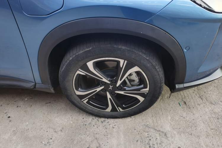 Used XPeng G3 2020 520 Smart Edition Right Front Wheel Hub