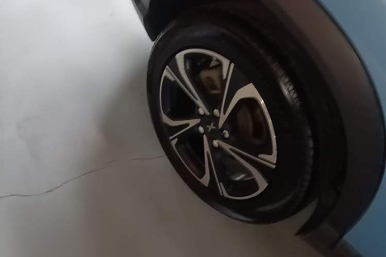 Used XPeng G3 2020 520i Luxury Edition Right Rear Wheel Hub