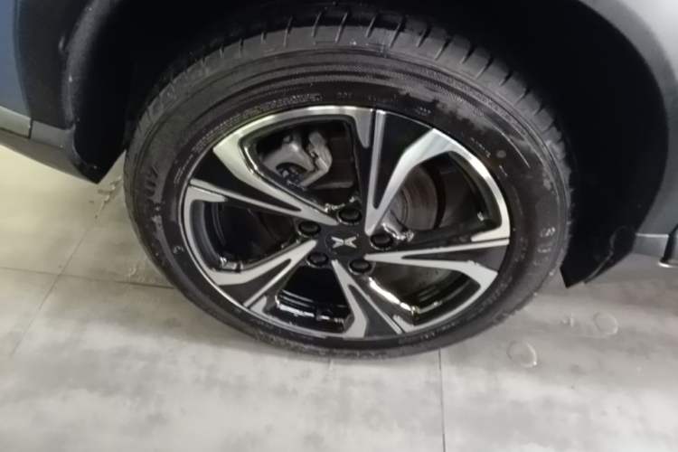 Used XPeng G3 2020 520 Smart Edition Right Rear Wheel Hub