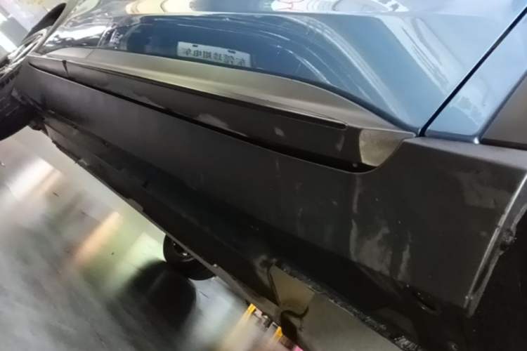Used XPeng G3 2020 520 Smart Edition Right Side Sill