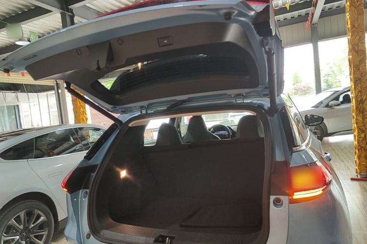 Used XPeng G3 2020 460i Luxury Edition Trunk