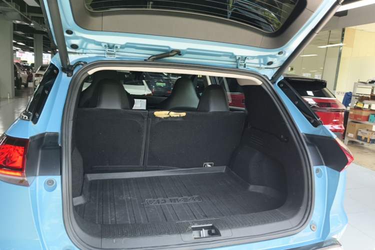Used XPeng G3 2020 520 Smart Edition Trunk