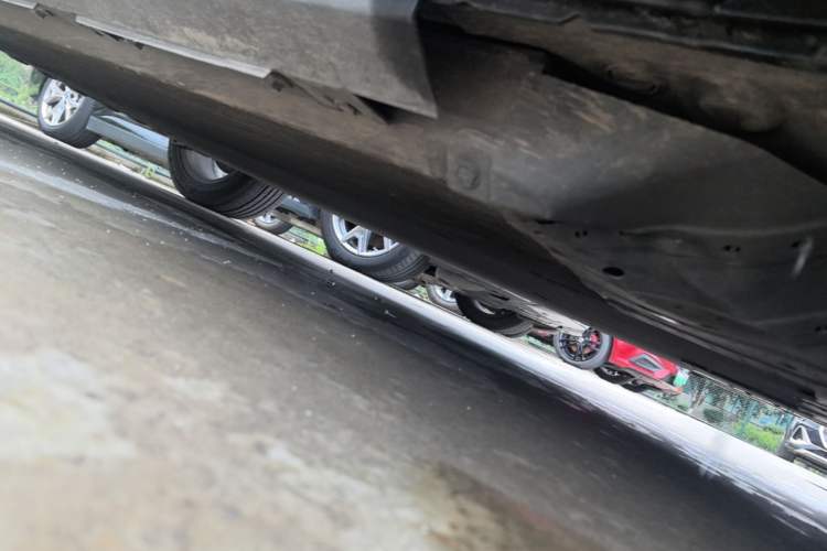 Used XPeng G3 2020 520 Smart Edition Chassis Front Right