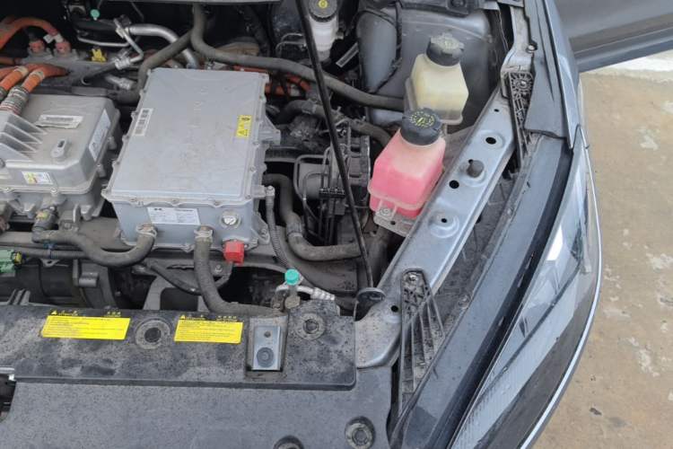 Used XPeng G3 2020 520 Smart Edition Engine Bay Left