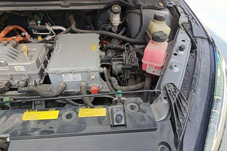 Used XPeng G3 2020 520 Smart Edition Engine Bay Left