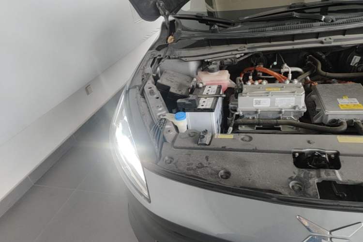 Used XPeng G3 2020 520i Luxury Edition Engine Bay Right