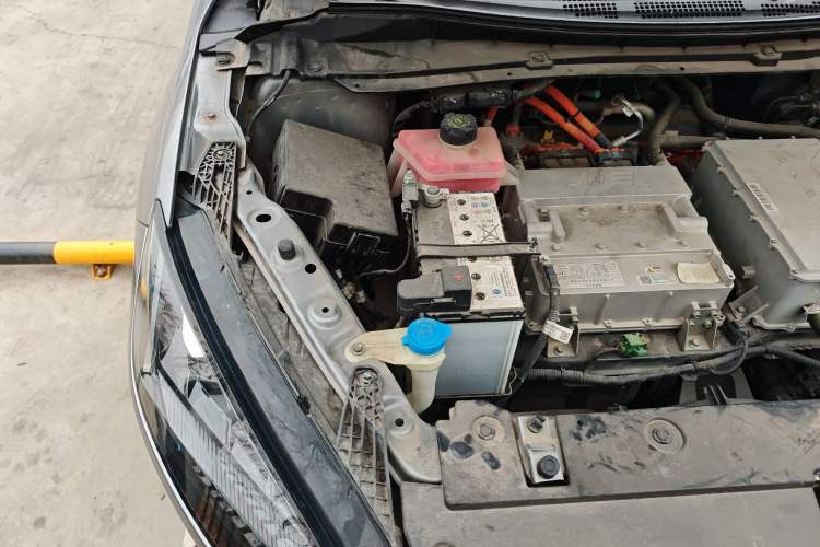 Used XPeng G3 2020 400 Smart Edition Engine Bay Right
