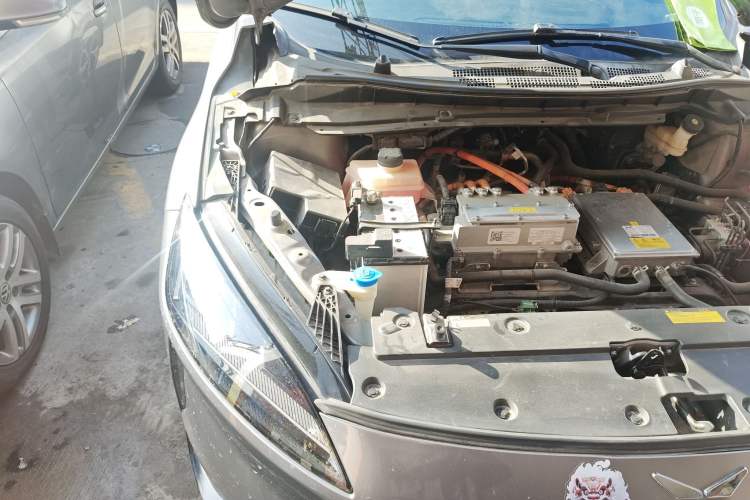 Used XPeng G3 2020 520i Luxury Edition Engine Bay Right